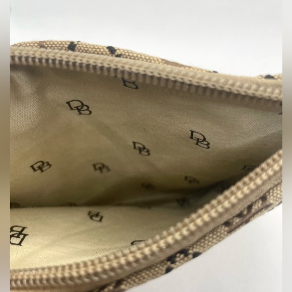 Dooney & Bourke Thin Tan Cloth Wallet Pouch - Picture 5 of 6